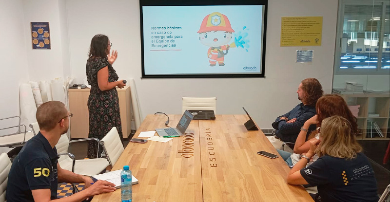 Formación en emergencias Comunicación Gráfica Alborada